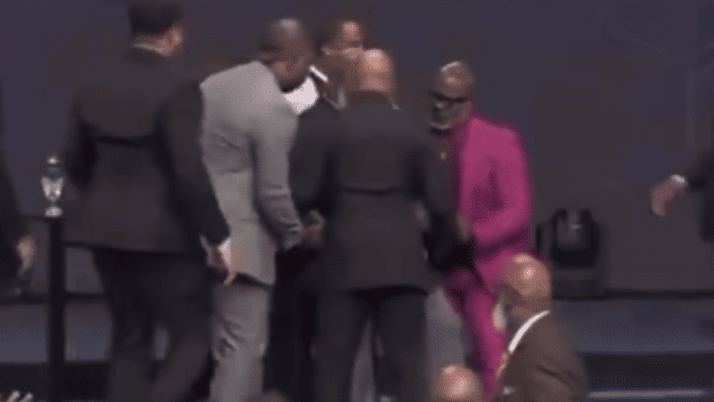 Update on TD Jakes: Prayers for the Beloved Bishop After Medical Emergency 2 what happen to td jakes