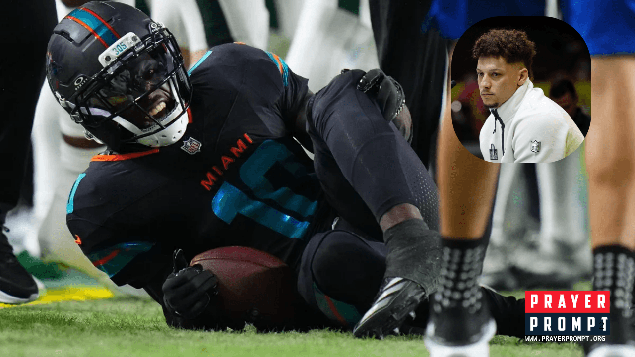 Patrick Mahomes Asking for Prayers After Tyreek Hill Injury 1 Patrick Mahomes Asking for Prayers After Tyreek Hill Injury